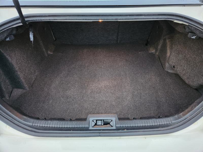 Used 2012 Lincoln MKZ AWD image 36