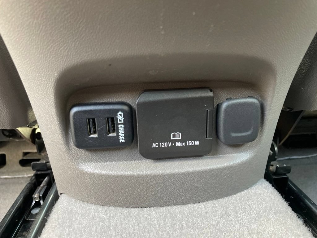 Used 2016 Chevrolet Malibu Premier w/ Driver Confidence Package FWD image 22
