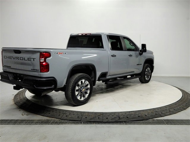 Used 2024 Chevrolet Silverado 2500 Custom w/ Custom Value Package image 7