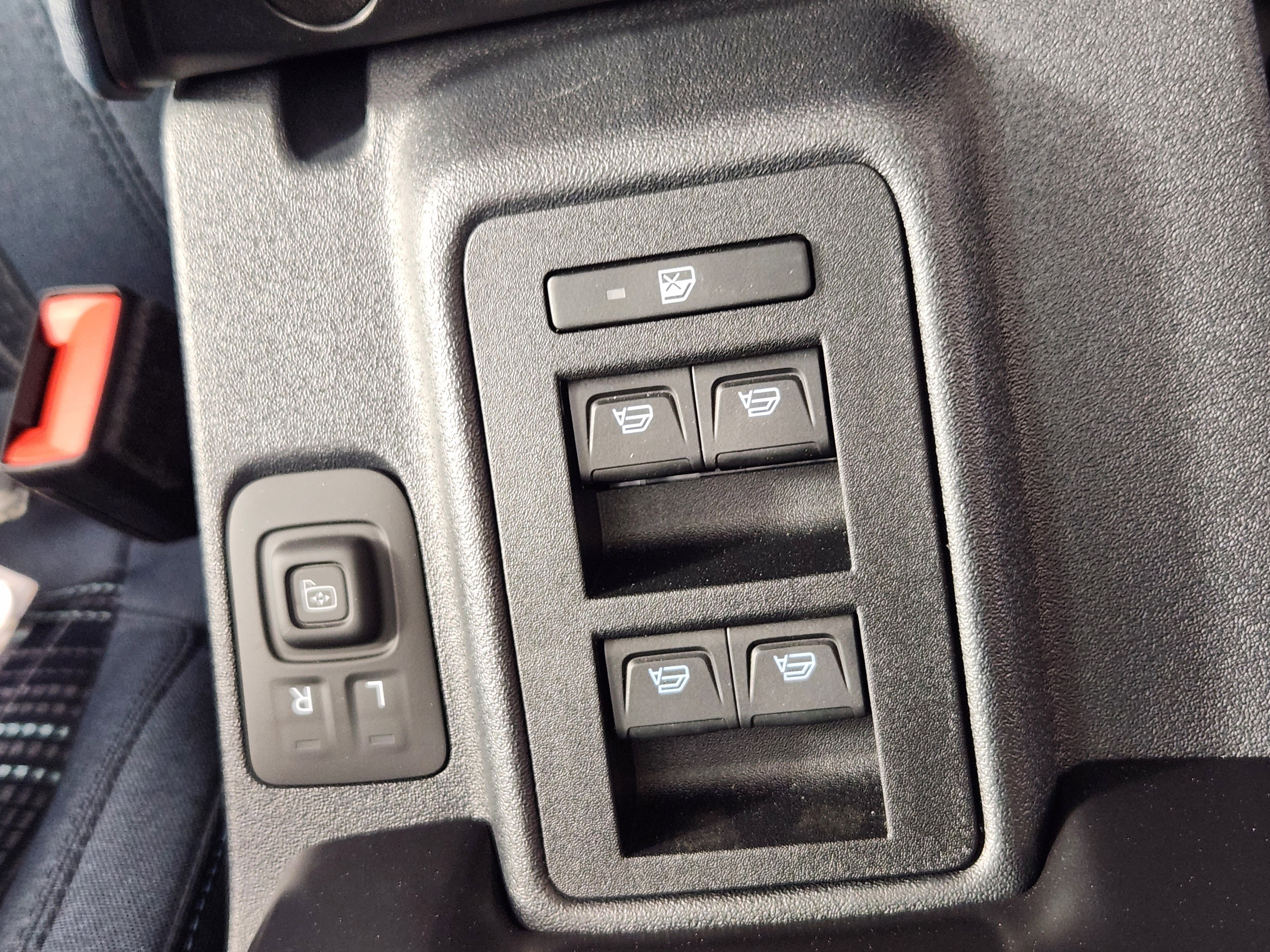 New 2026 Ford Bronco Heritage Edition image 17