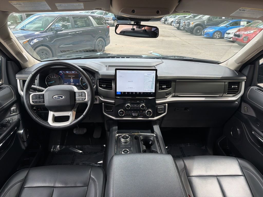 Used 2024 Ford Expedition Max XLT image 21
