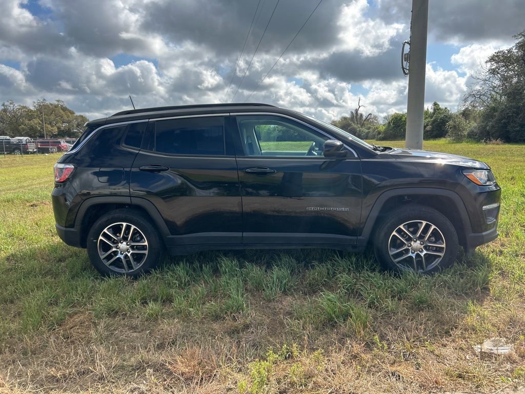 Used 2019 Jeep Compass Latitude w/ Popular Equipment Group image 5