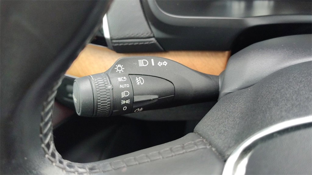 Used 2016 Volvo XC90 T6 Inscription image 16