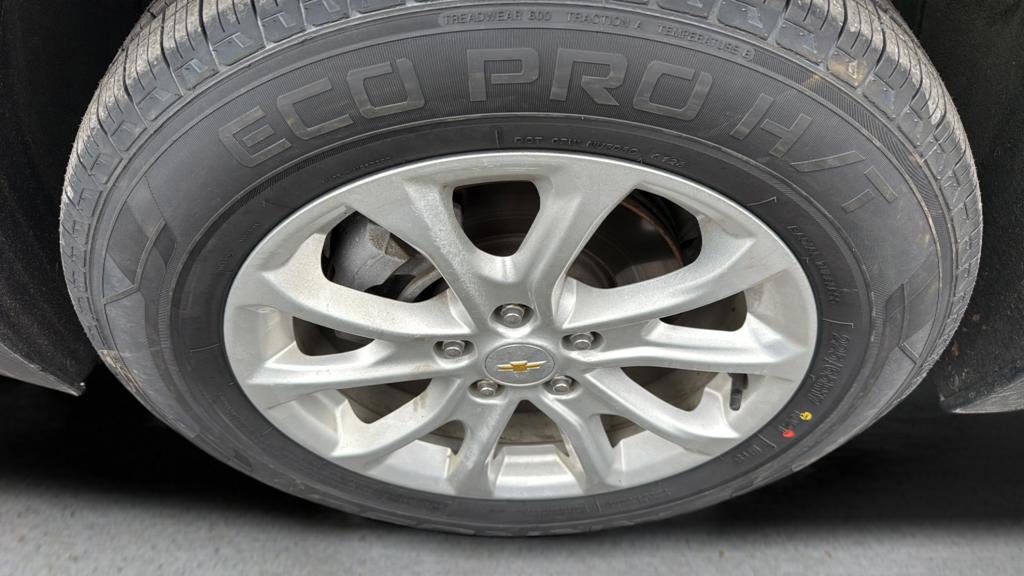 Used 2019 Chevrolet Equinox LT image 10