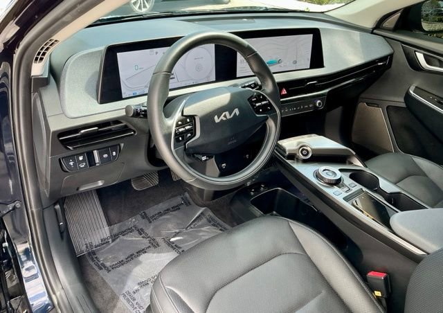 Used 2024 Kia EV6 Wind RWD image 17