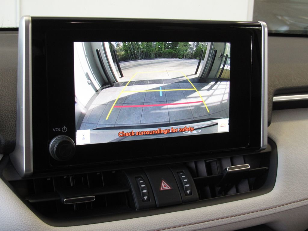 Certified 2025 Toyota RAV4 XLE Premium AWD/4WD image 33