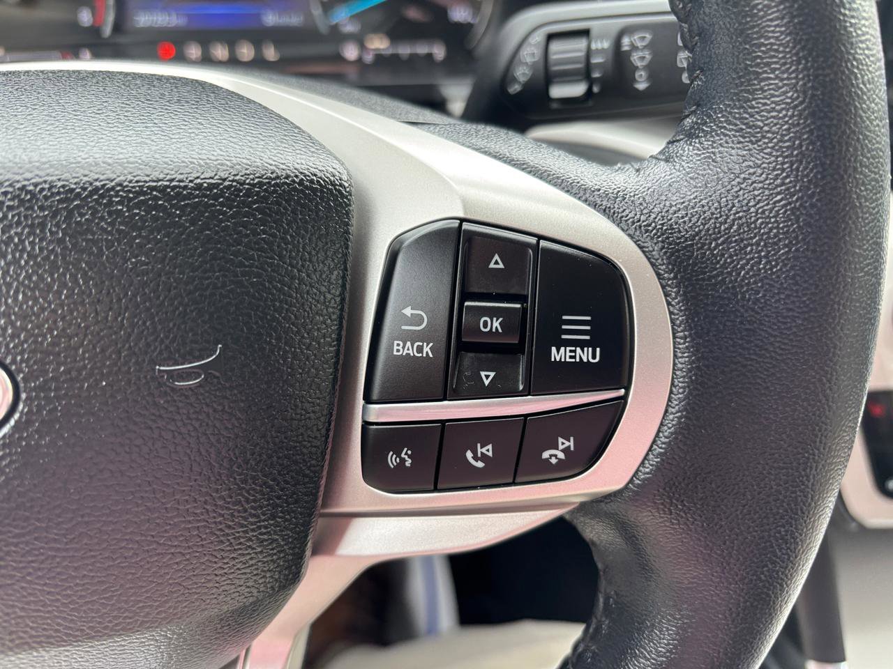 Used 2023 Ford Explorer XLT w/ Equipment Group 202A image 19