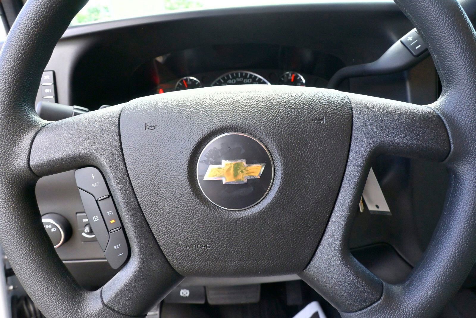 New 2025 Chevrolet Express 3500 w/ Power Convenience Package RWD image 28