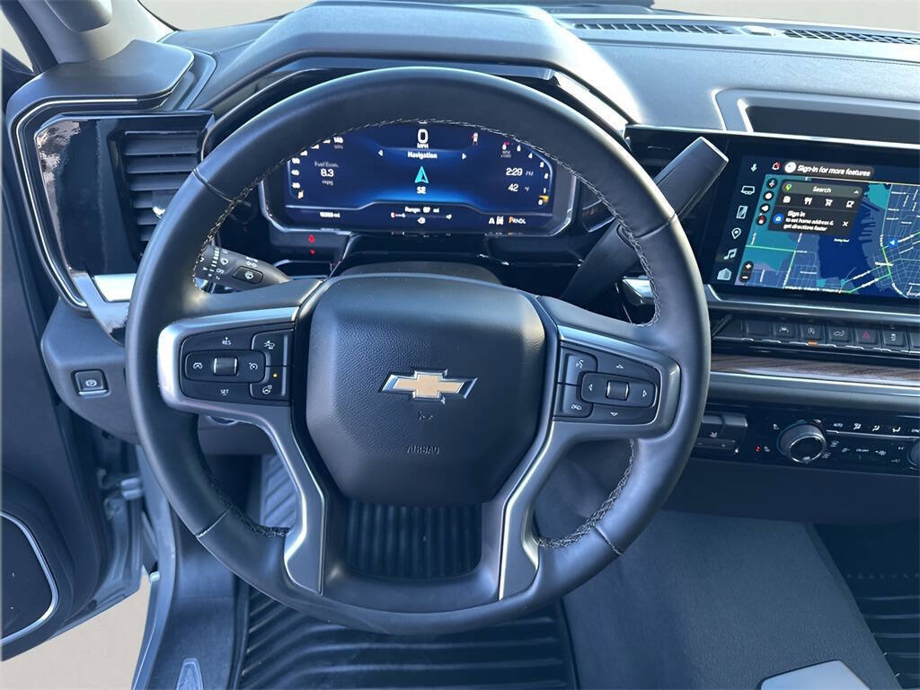 Used 2025 Chevrolet Silverado 1500 LT image 20