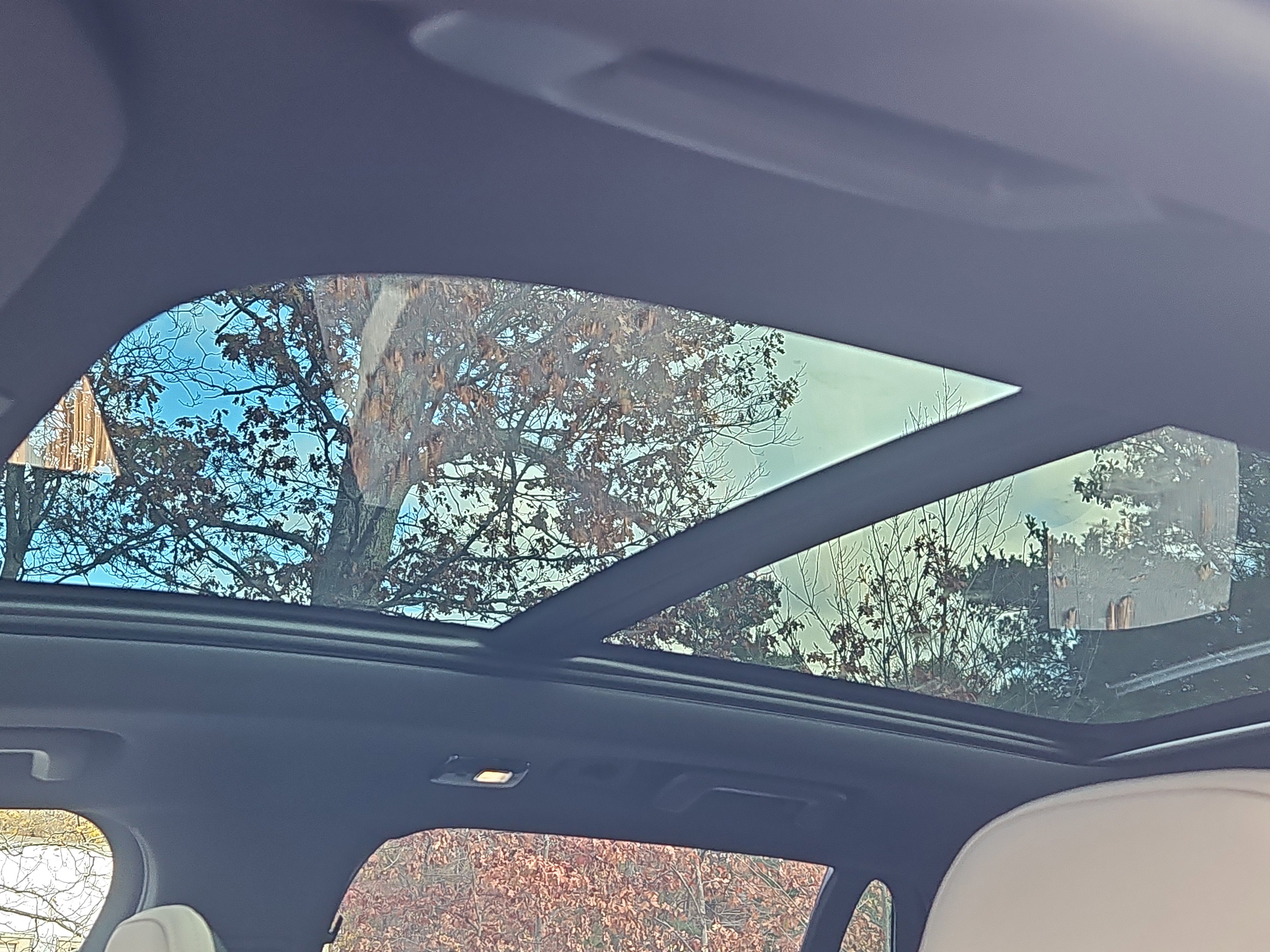 New 2026 Volvo XC90 B6 Plus w/ Protection Package Premier image 6