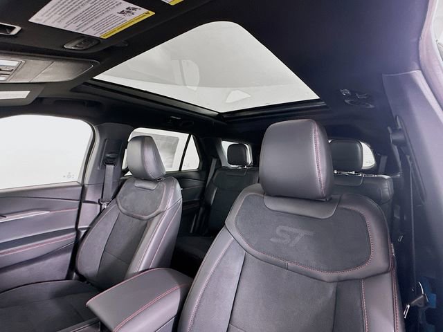 New 2026 Ford Explorer ST w/ Sun And Sound Package image 22