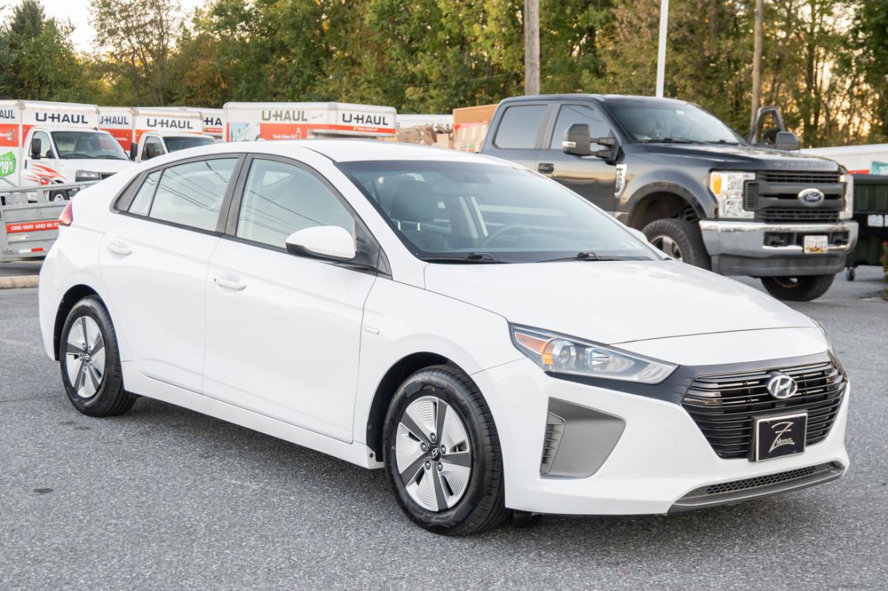 Used 2019 Hyundai Ioniq Blue FWD image 4