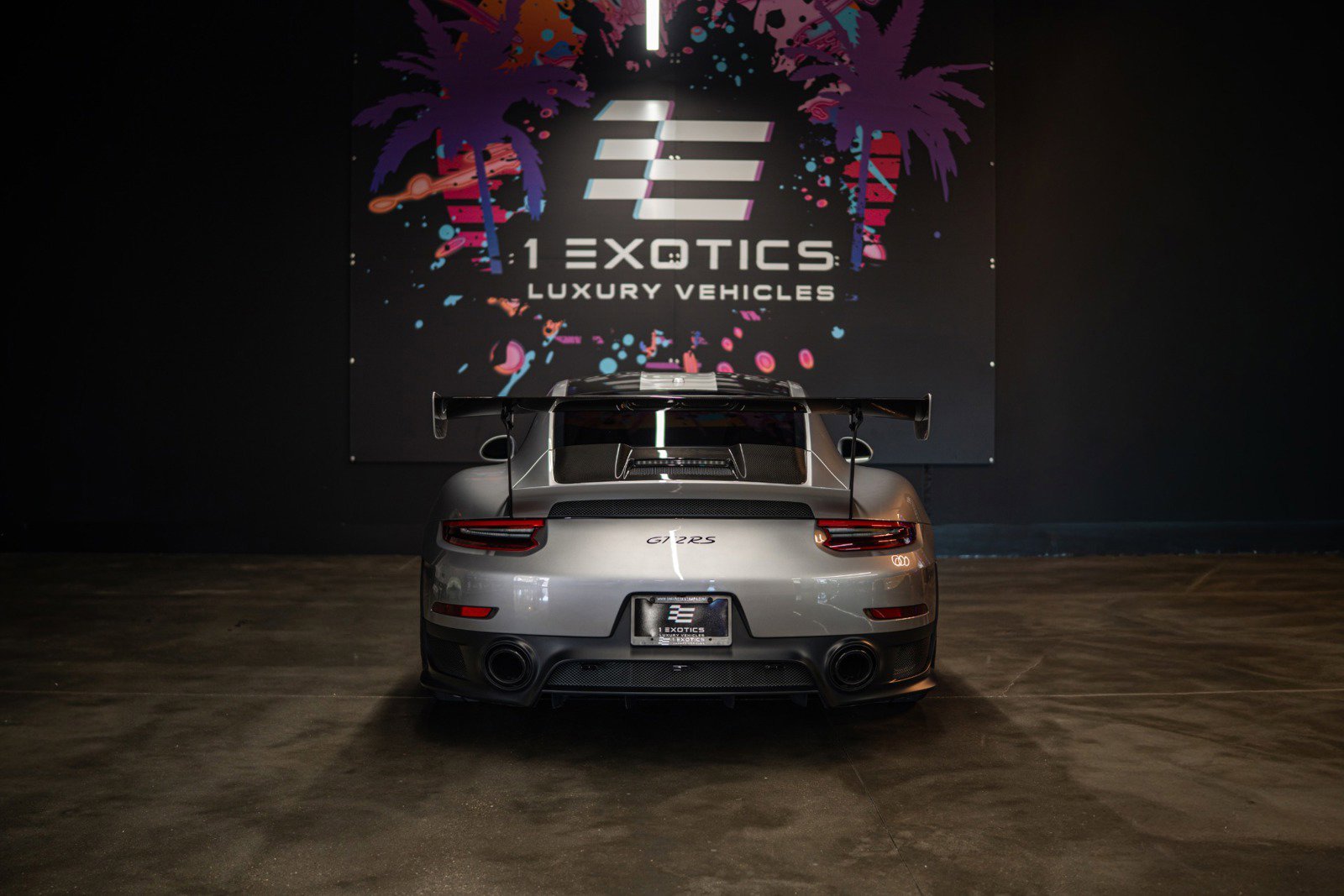 Used 2018 Porsche 911 GT2 RS RWD image 5