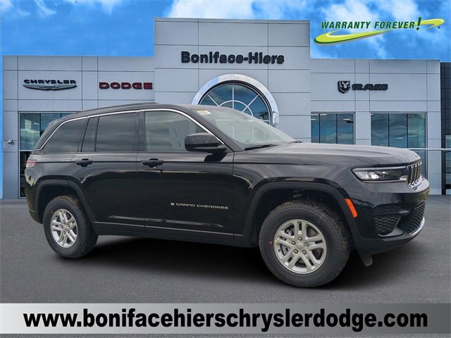 New 2025 Jeep Grand Cherokee Laredo w/ Trailer Tow Package