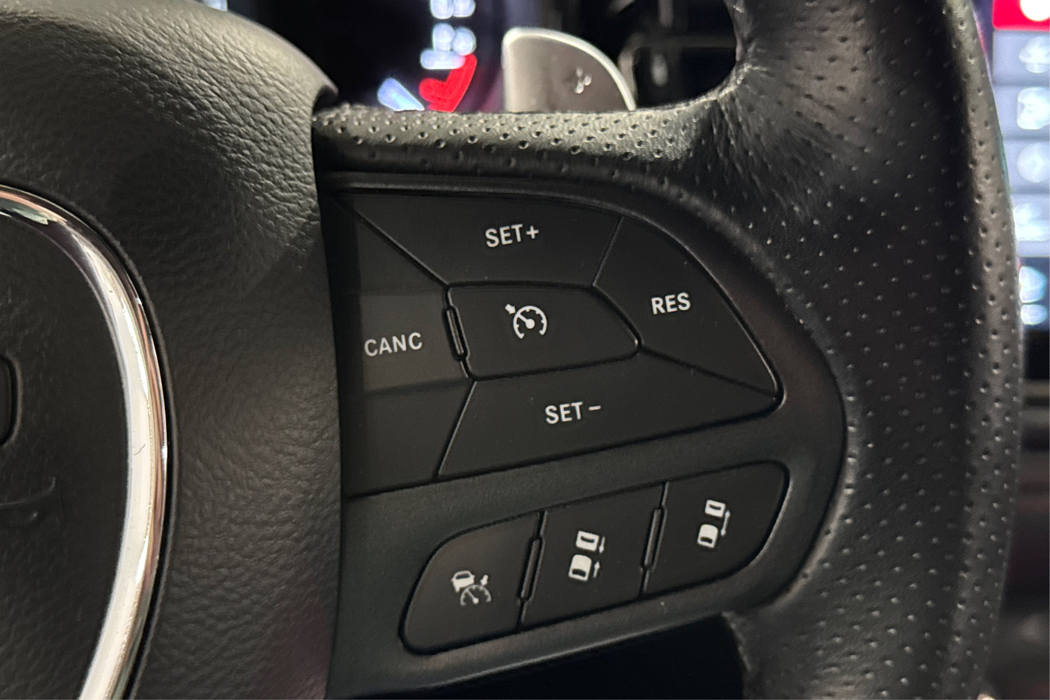 Used 2025 Dodge Durango R/T AWD/4WD image 26