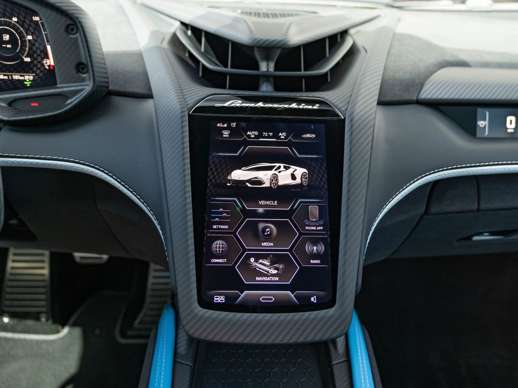 Used 2025 Lamborghini Revuelto AWD/4WD image 17