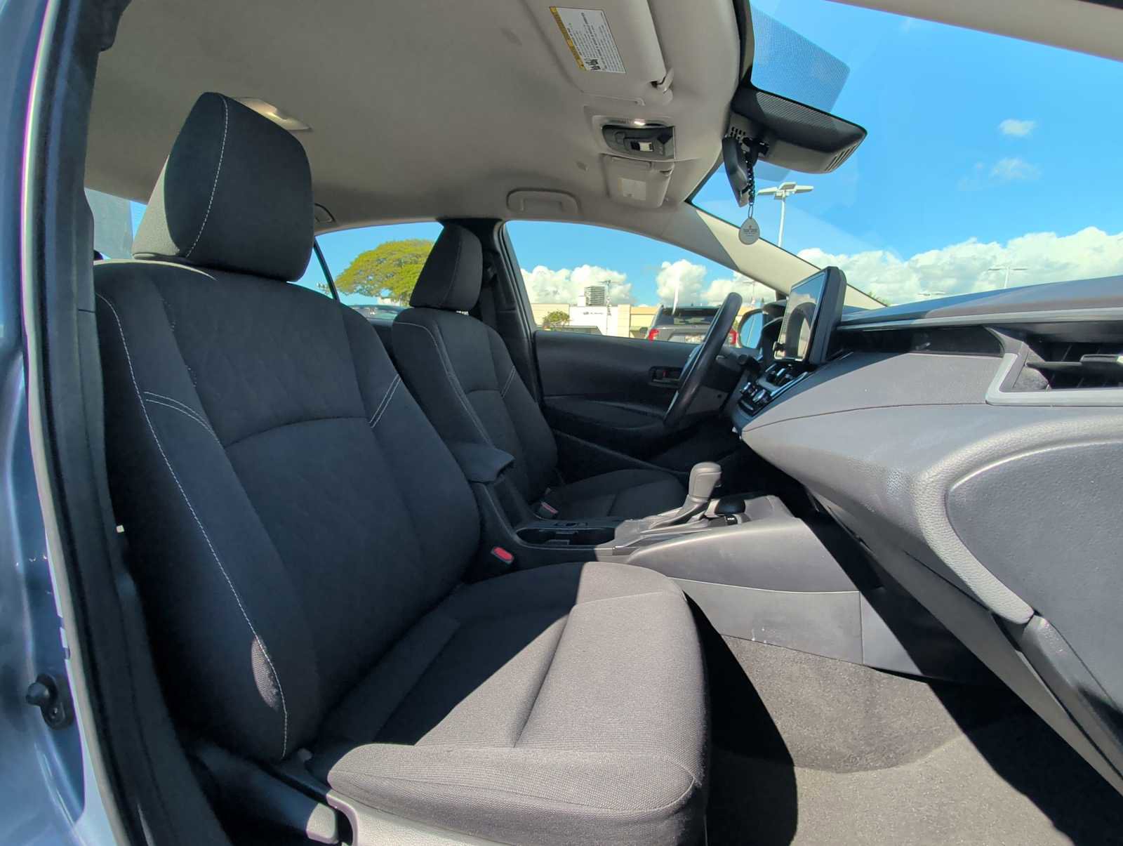 Used 2023 Toyota Corolla LE image 23