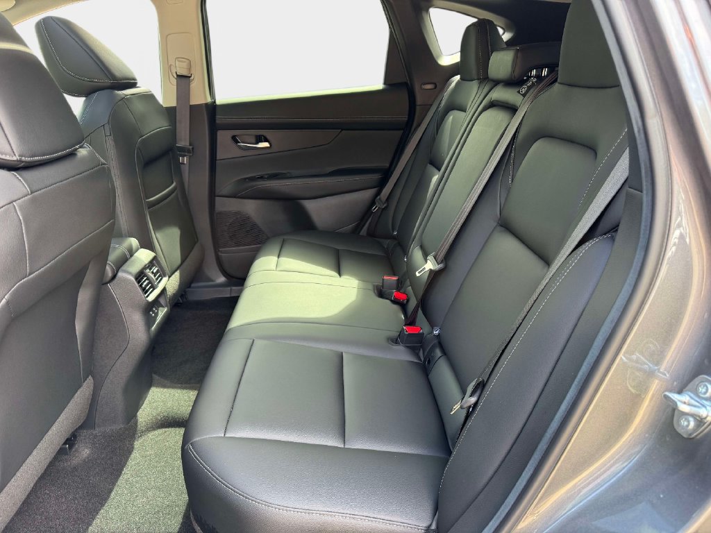 Used 2025 Nissan Murano SL AWD/4WD image 13