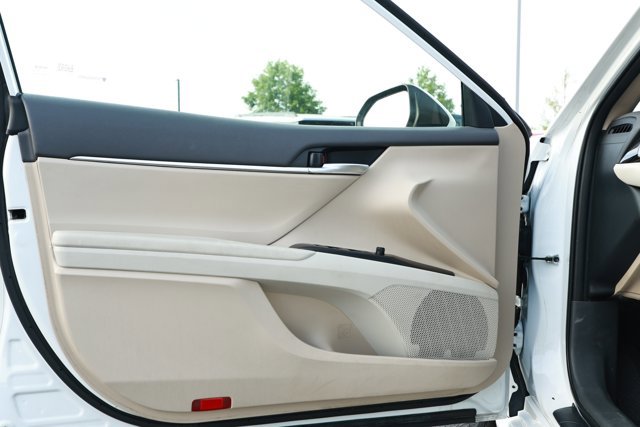 Used 2024 Toyota Camry LE FWD image 21