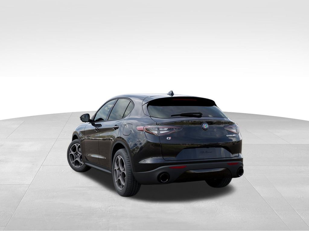 New 2026 Alfa Romeo Stelvio Sprint w/ Convenience Package AWD/4WD image 3