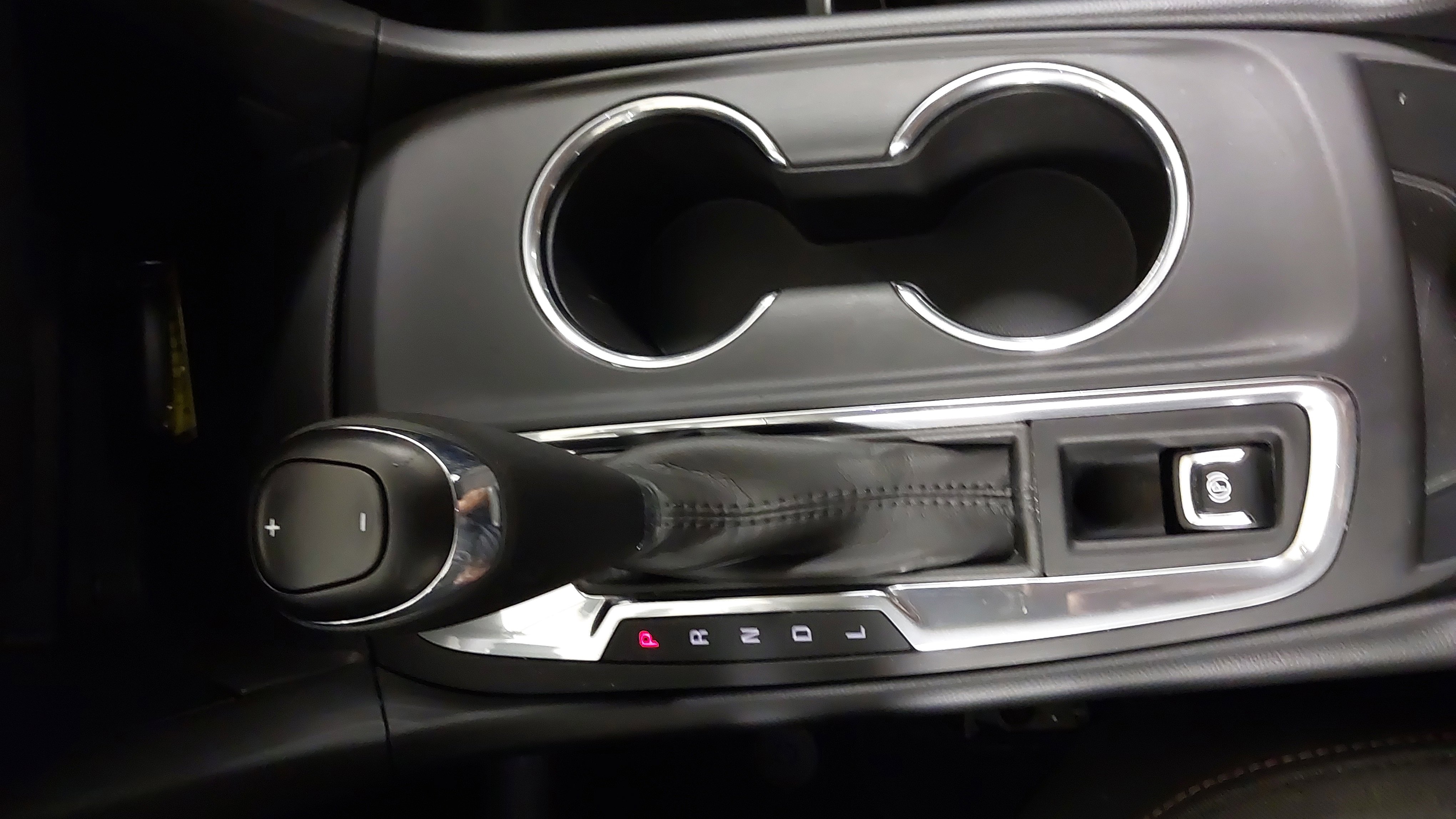 Used 2020 Chevrolet Equinox LT image 21