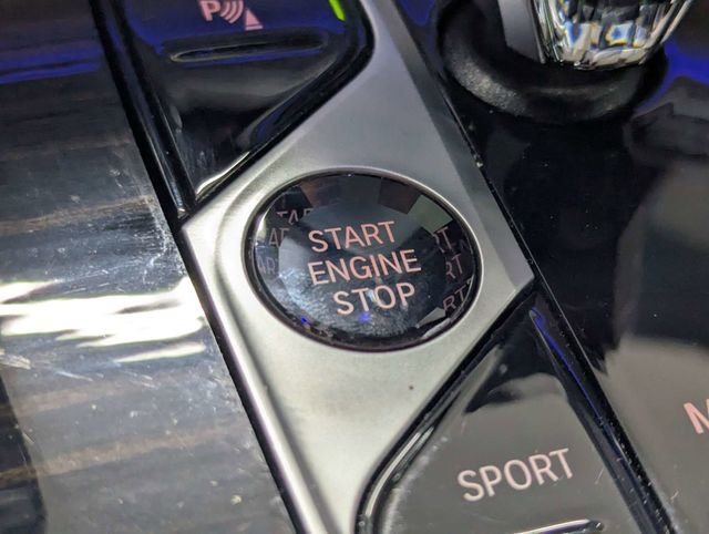 Used 2023 BMW X5 xDrive40i AWD/4WD image 24