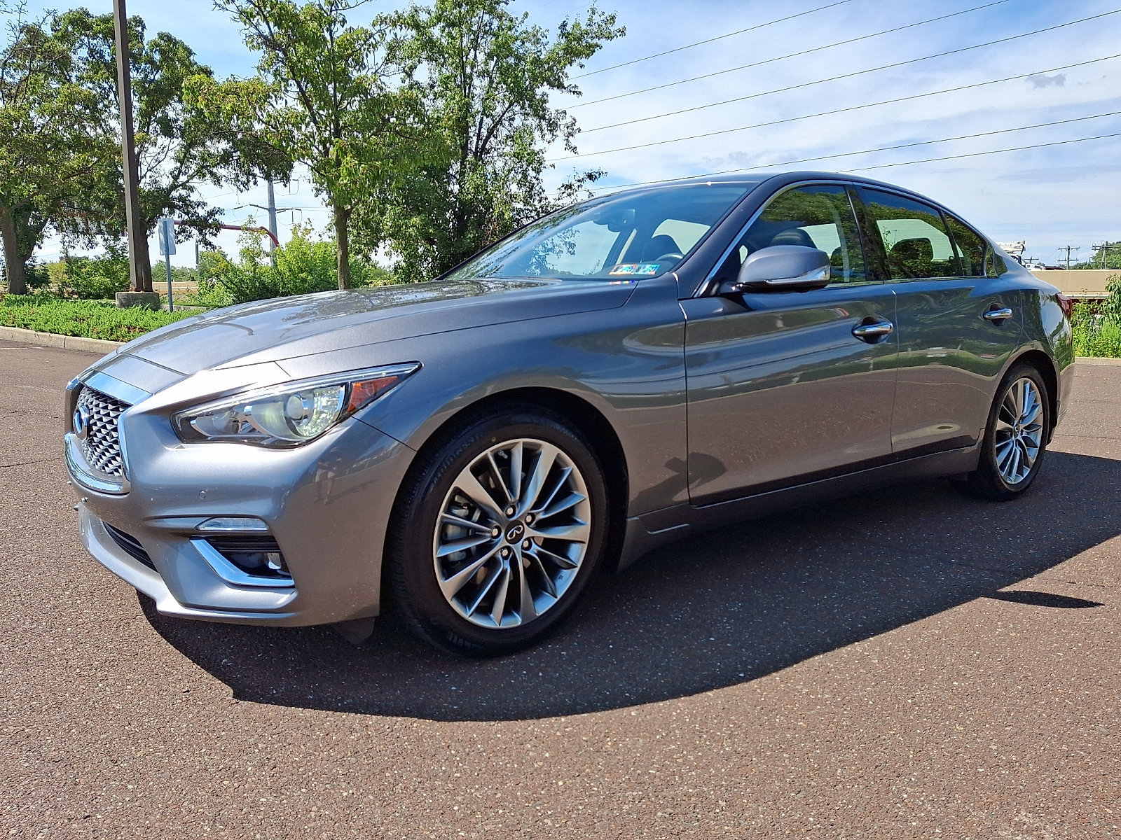 Certified 2023 INFINITI Q50 Luxe w/ Cargo Package AWD/4WD image 3