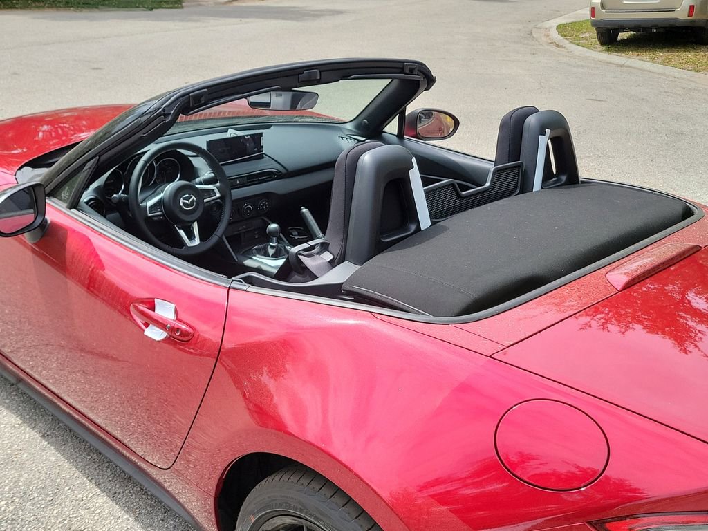 New 2026 MAZDA MX-5 Miata Sport RWD image 9