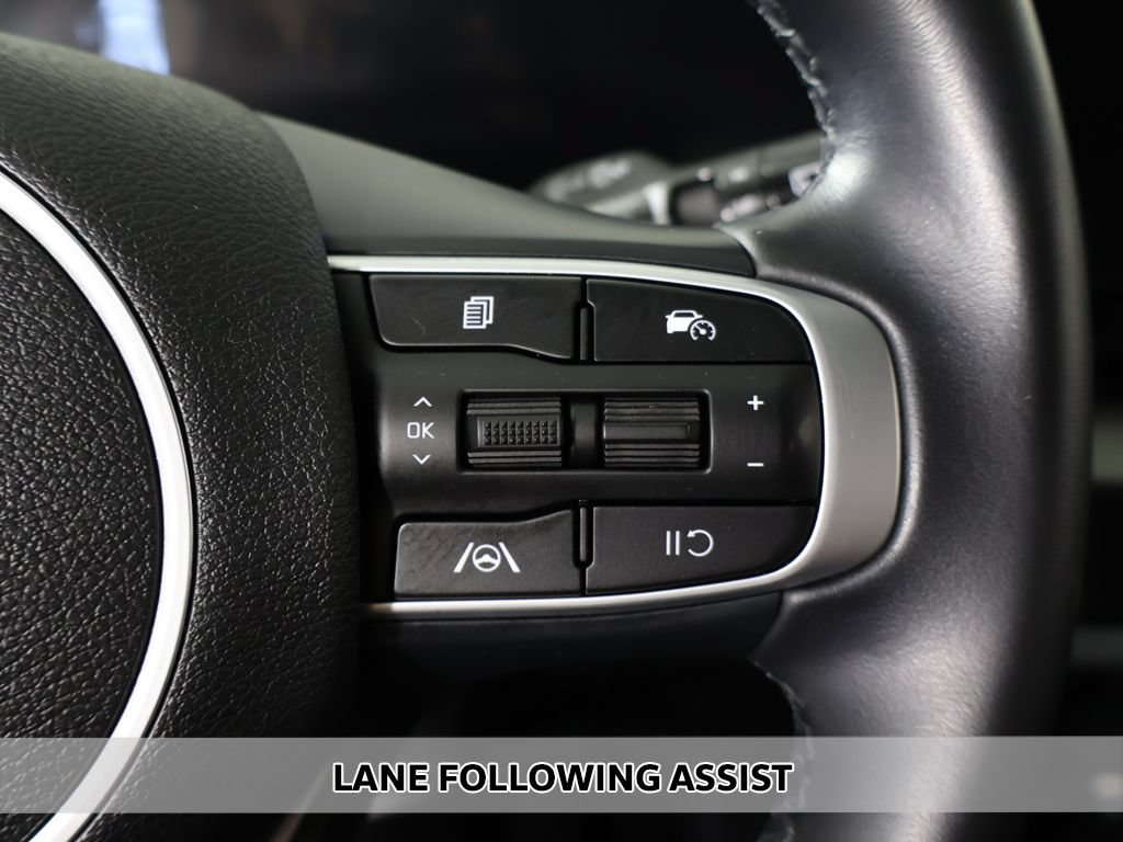 Used 2023 Kia Sportage EX FWD image 4