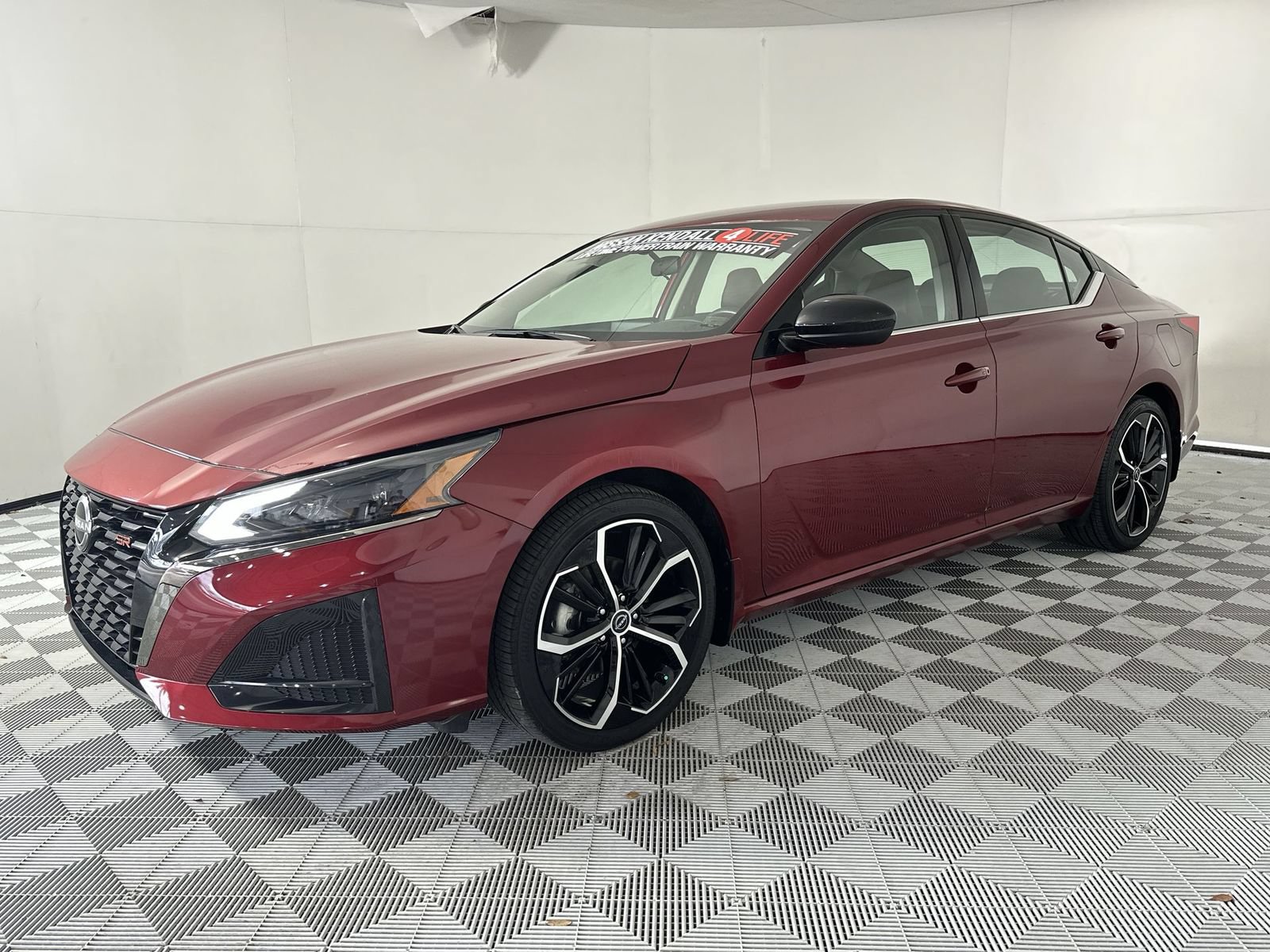 Certified 2024 Nissan Altima 2.5 SR FWD image 4