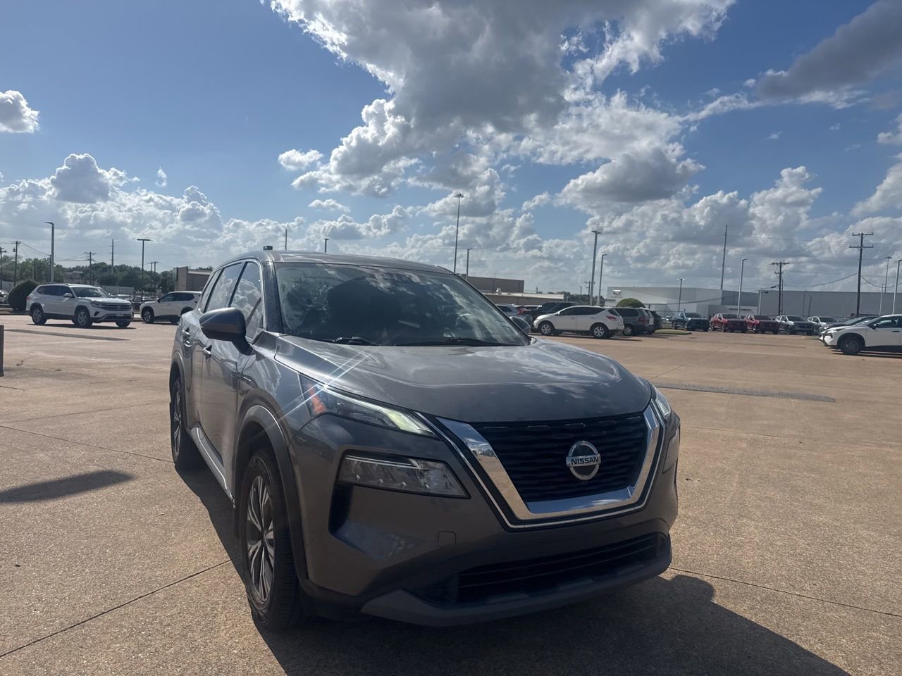 Certified 2021 Nissan Rogue SV image 3