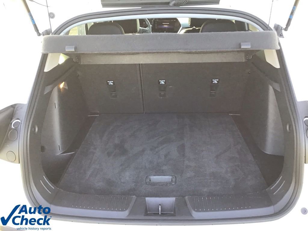 Used 2025 Chevrolet Trax LT image 6