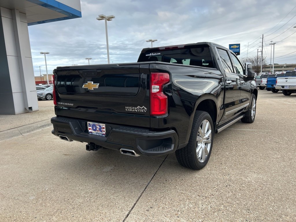 Used 2025 Chevrolet Silverado 1500 High Country w/ High Country Premium Package image 5