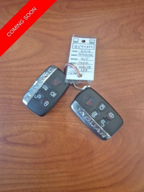 Used 2016 Jaguar XJ R-Sport RWD image 16