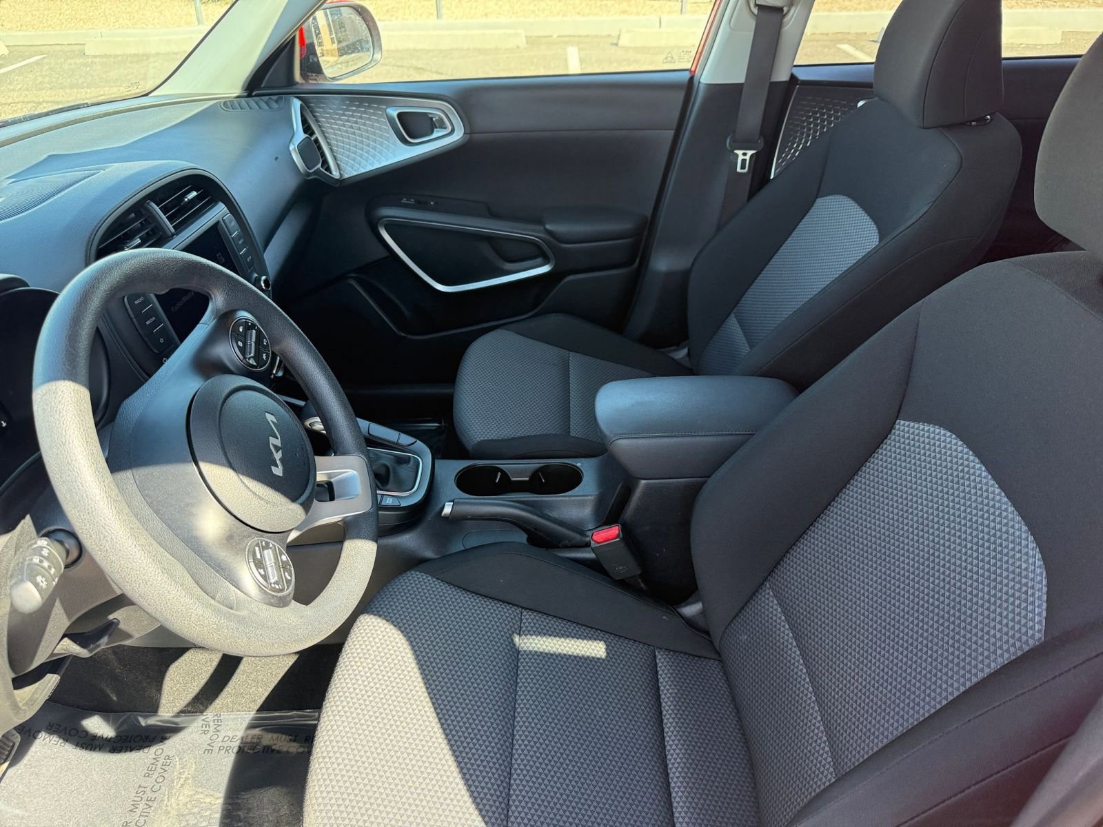 Used 2025 Kia Soul LX w/ LX Technology Package image 27