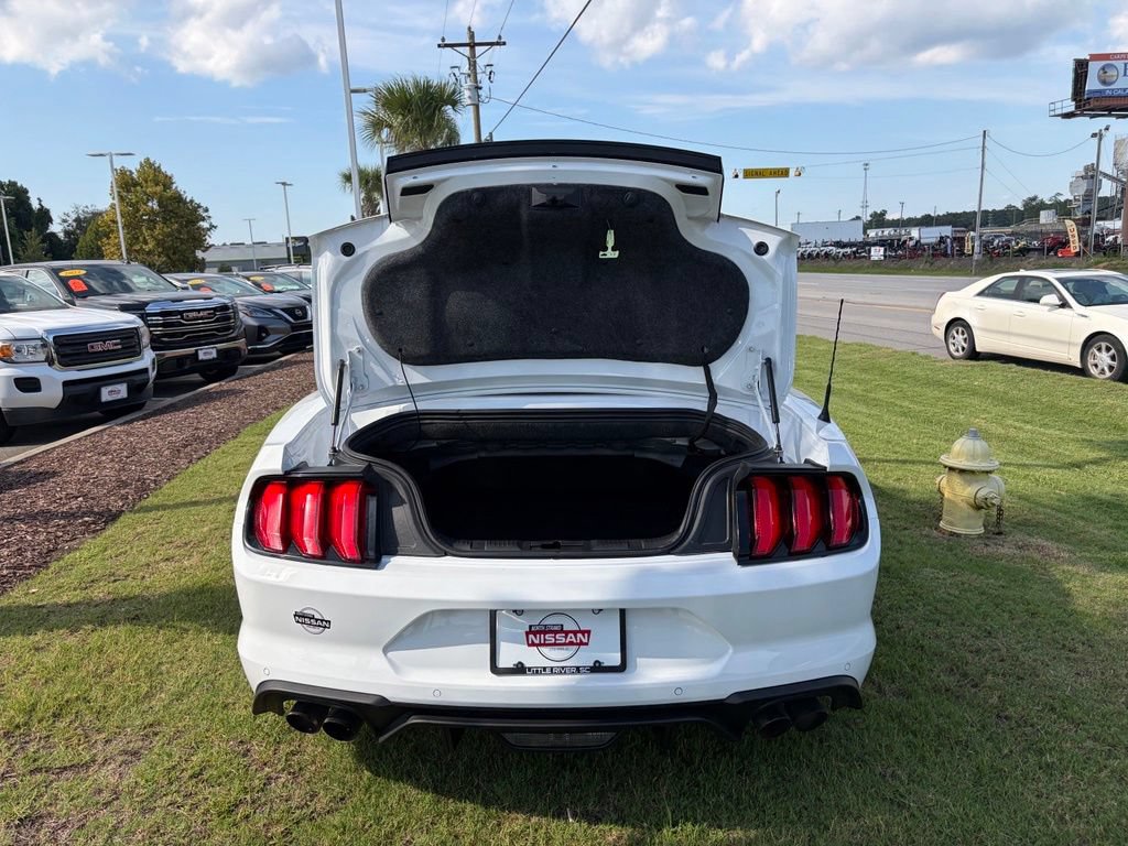 Used 2022 Ford Mustang GT Premium RWD image 5