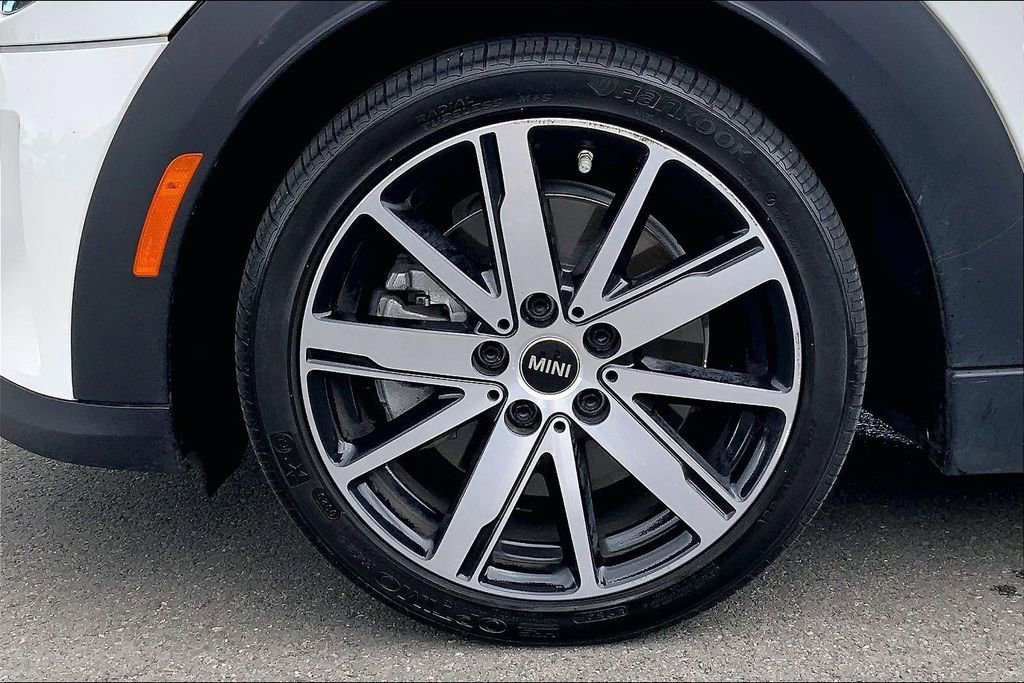 Certified 2024 MINI Cooper S image 10