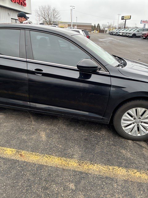 Used 2019 Volkswagen Jetta image 10