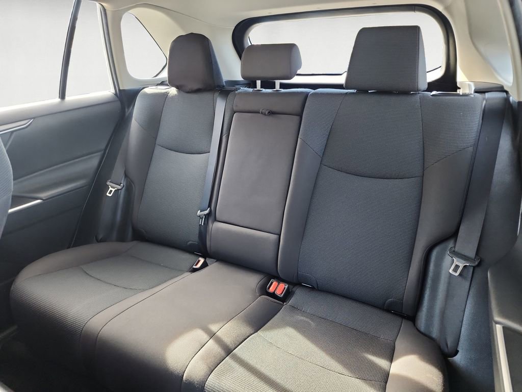 Certified 2022 Toyota RAV4 LE image 13