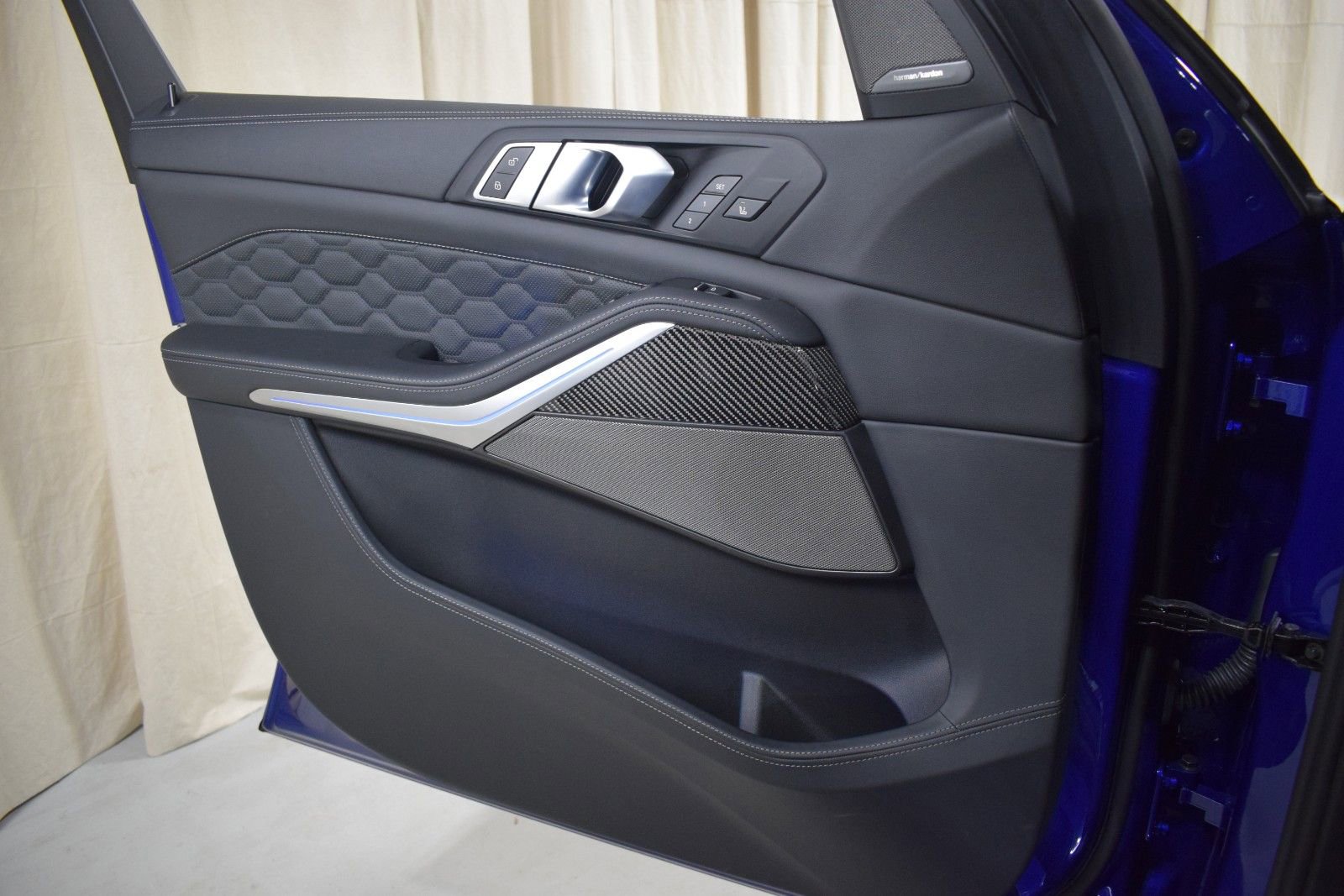 Used 2025 BMW X5 M Competition AWD/4WD image 39