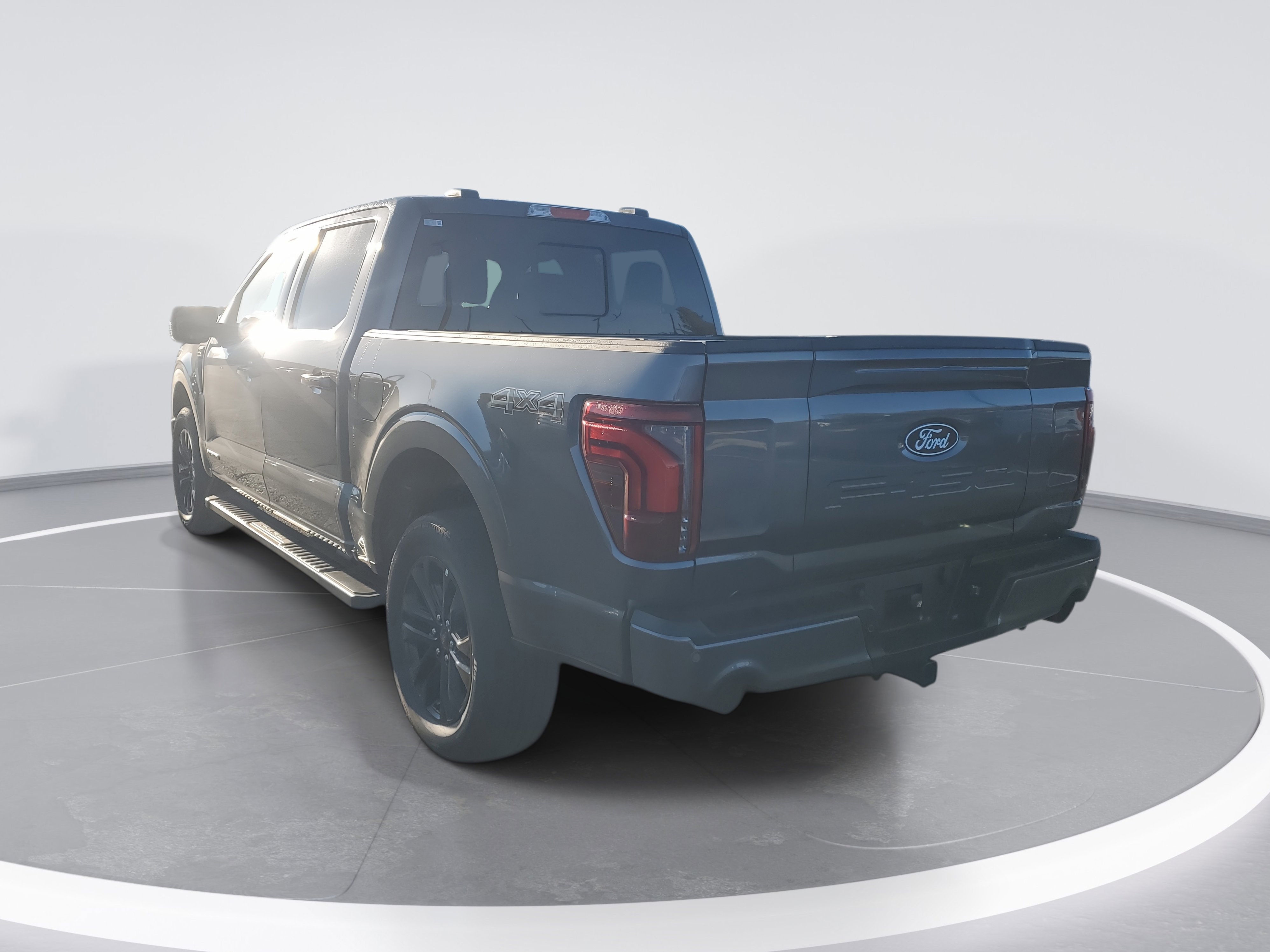 New 2025 Ford F150 Lariat w/ Equipment Group 502A High image 4