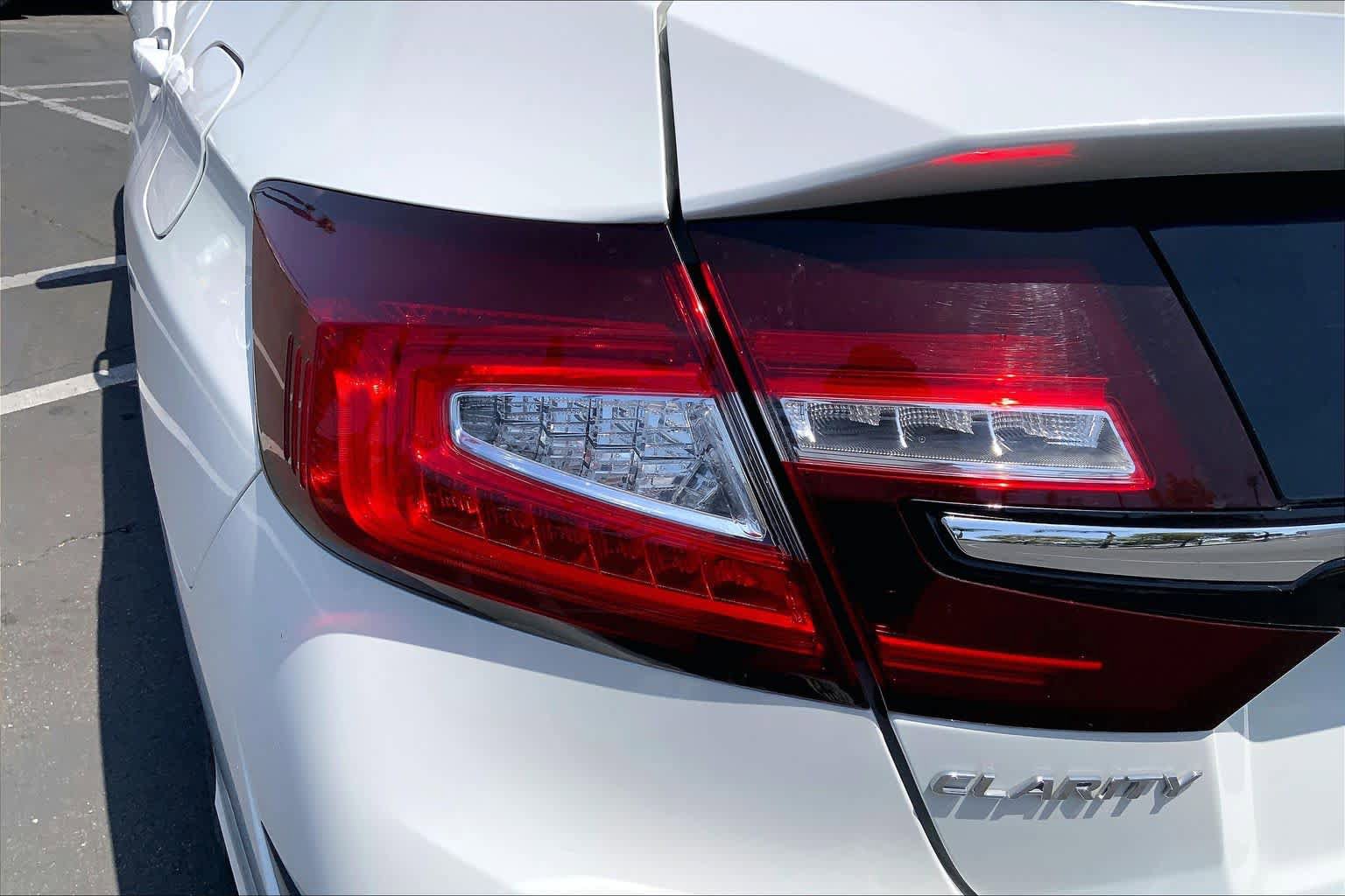 Used 2018 Honda Clarity Touring image 28