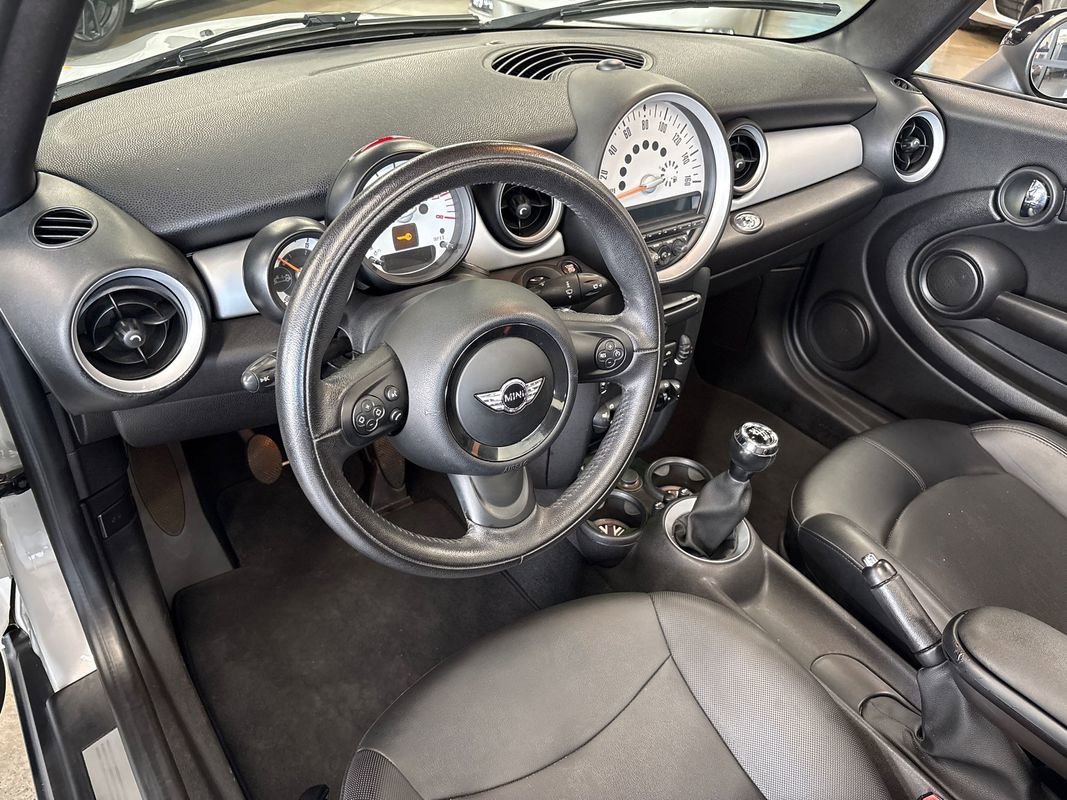 Used 2013 MINI Cooper Convertible FWD image 40