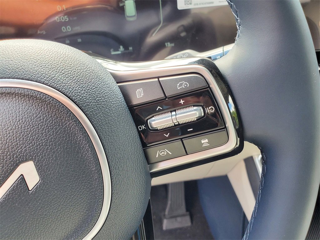 New 2026 Kia Carnival SX Prestige image 13