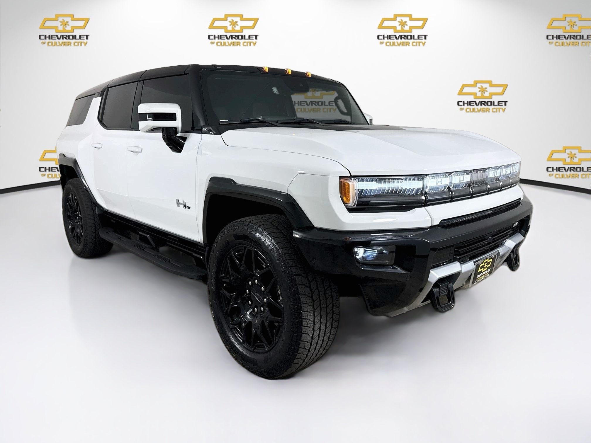 Used 2025 GMC Hummer EV 2X AWD/4WD image 1
