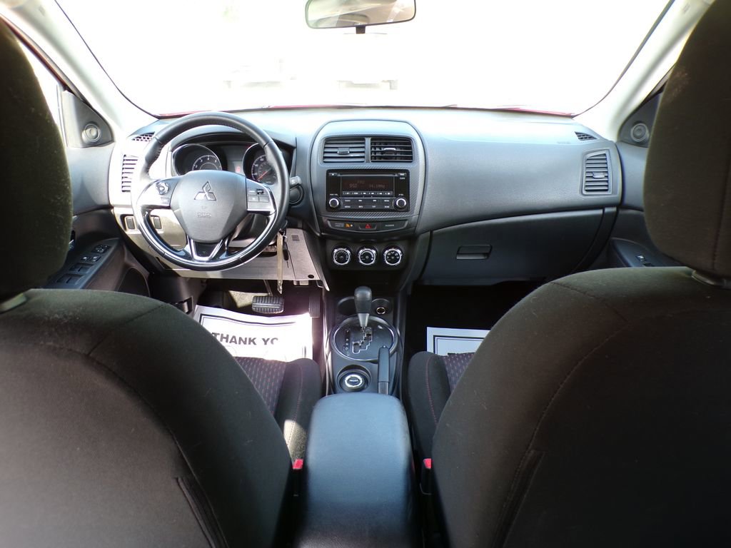 Used 2017 Mitsubishi Outlander Sport ES AWD/4WD image 12