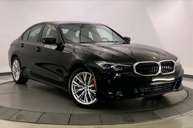 Certified 2023 BMW 330i xDrive Sedan w/ Driving Assistance Package image 33