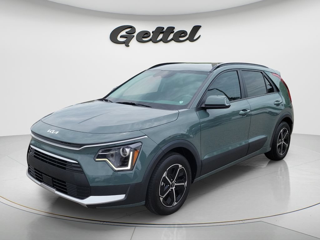 Used 2025 Kia Niro EX