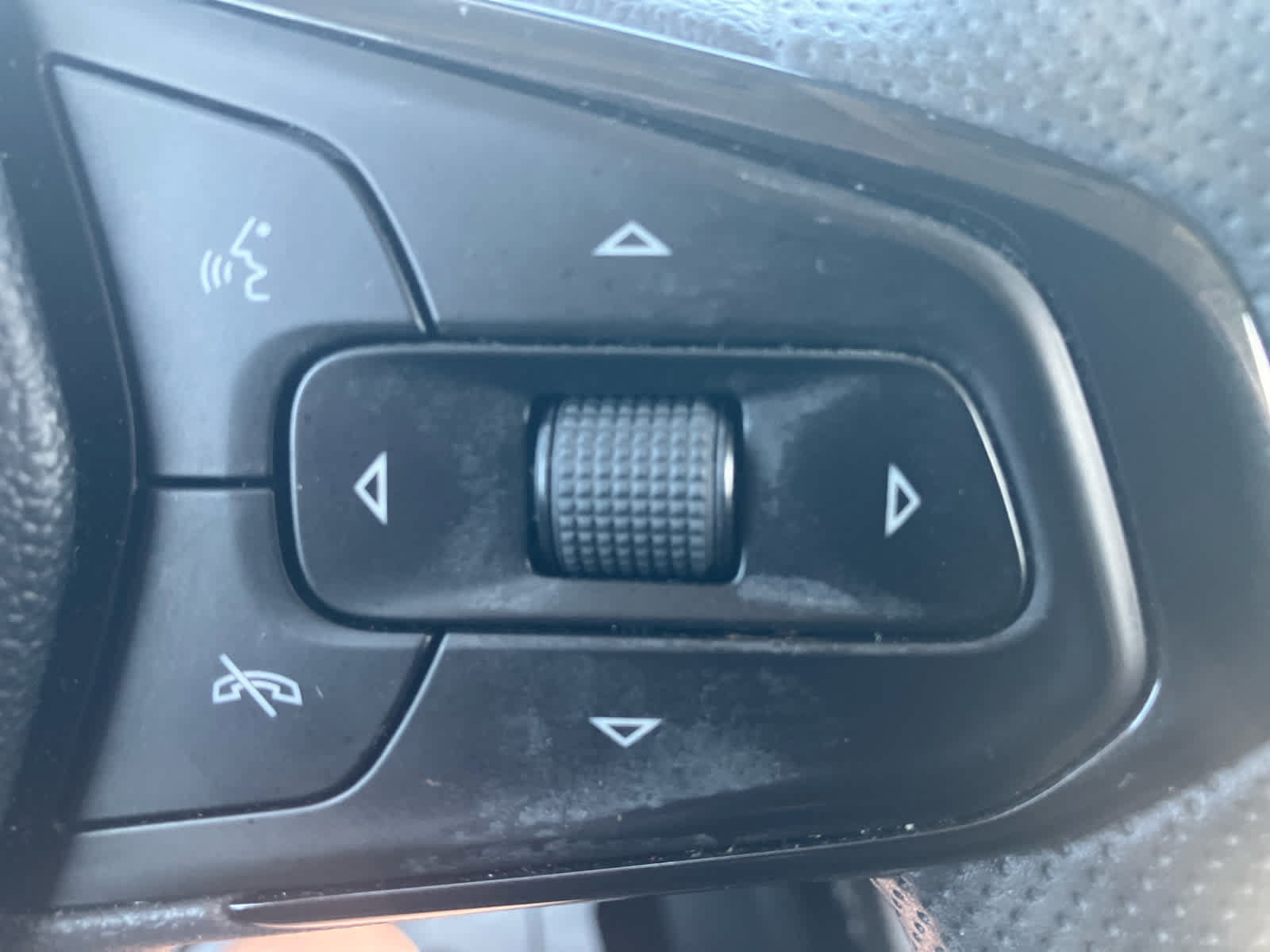 Used 2021 Chevrolet TrailBlazer LT w/ Convenience Package FWD image 18