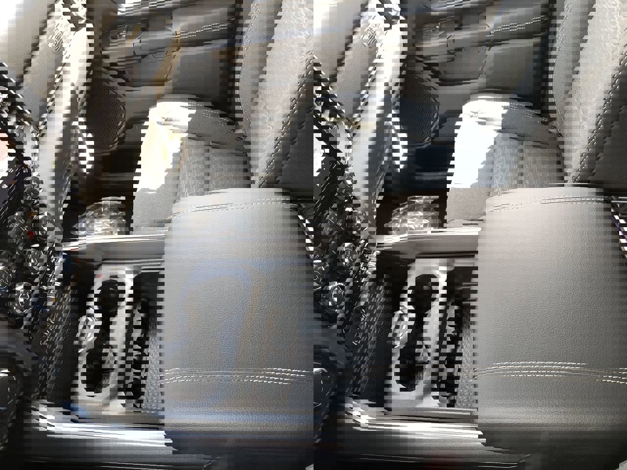 New 2026 RAM 1500 4x4 Crew Cab image 25